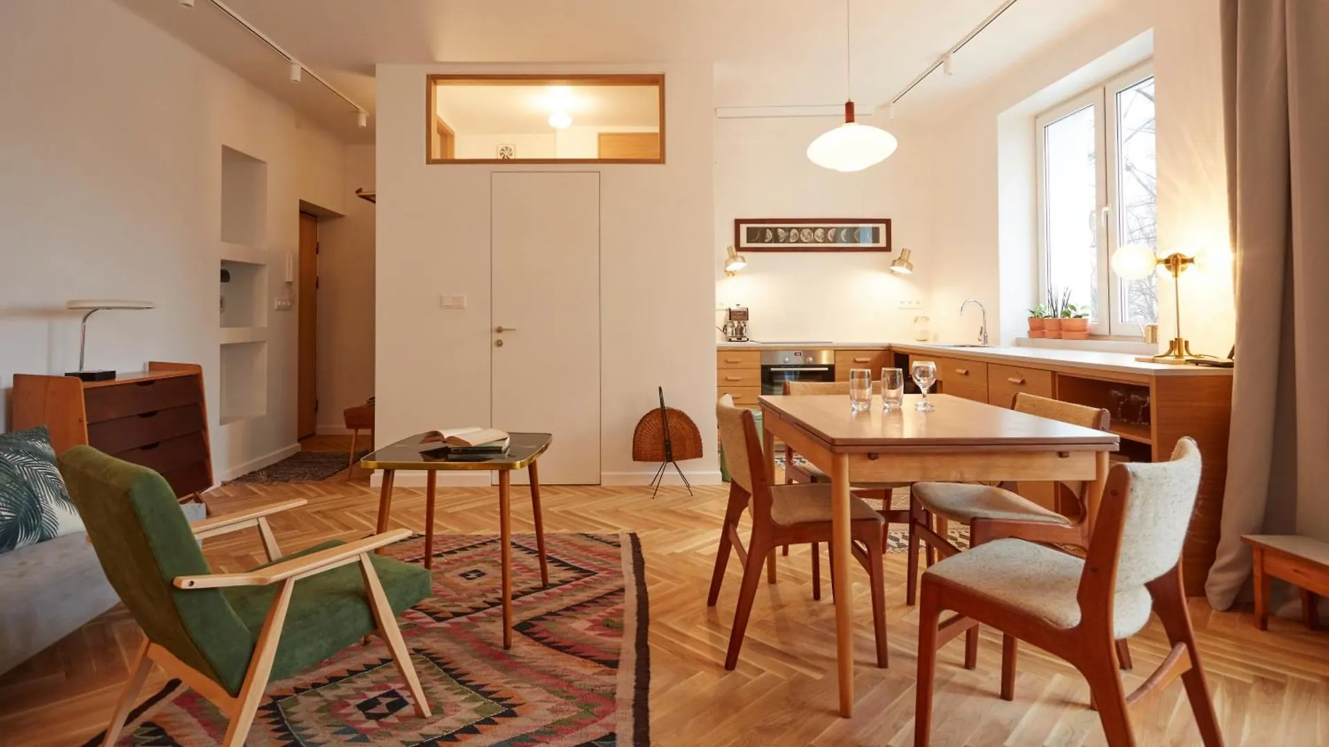 Warsaw Concierge Saska Studio Apartment